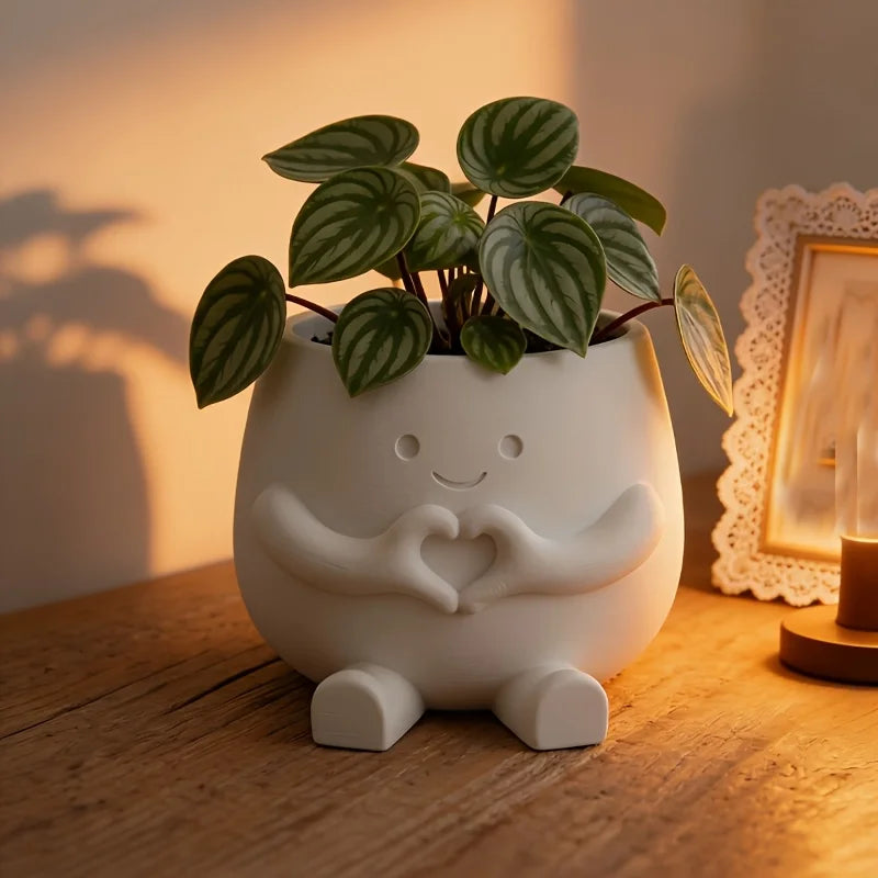 Maceta Cariñosa con Diseño Kawaii